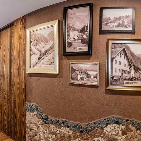 Almhof-Reithof Pitztal Hotel Sankt Leonhard im Pitztal Bagian luar foto