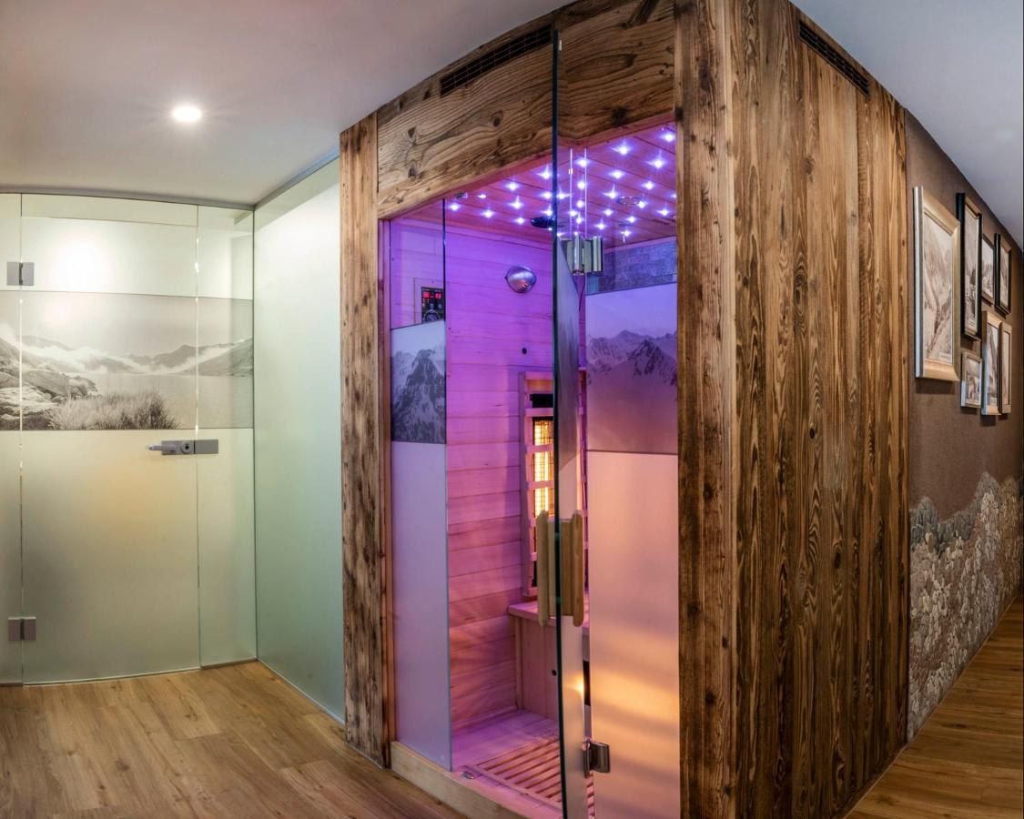Almhof-Reithof Pitztal Hotel Sankt Leonhard im Pitztal Bagian luar foto