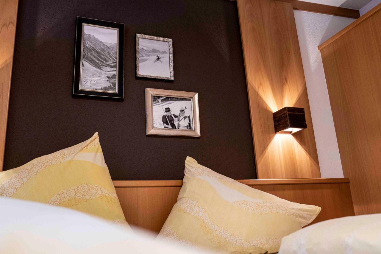 Almhof-Reithof Pitztal Hotel Sankt Leonhard im Pitztal Bagian luar foto